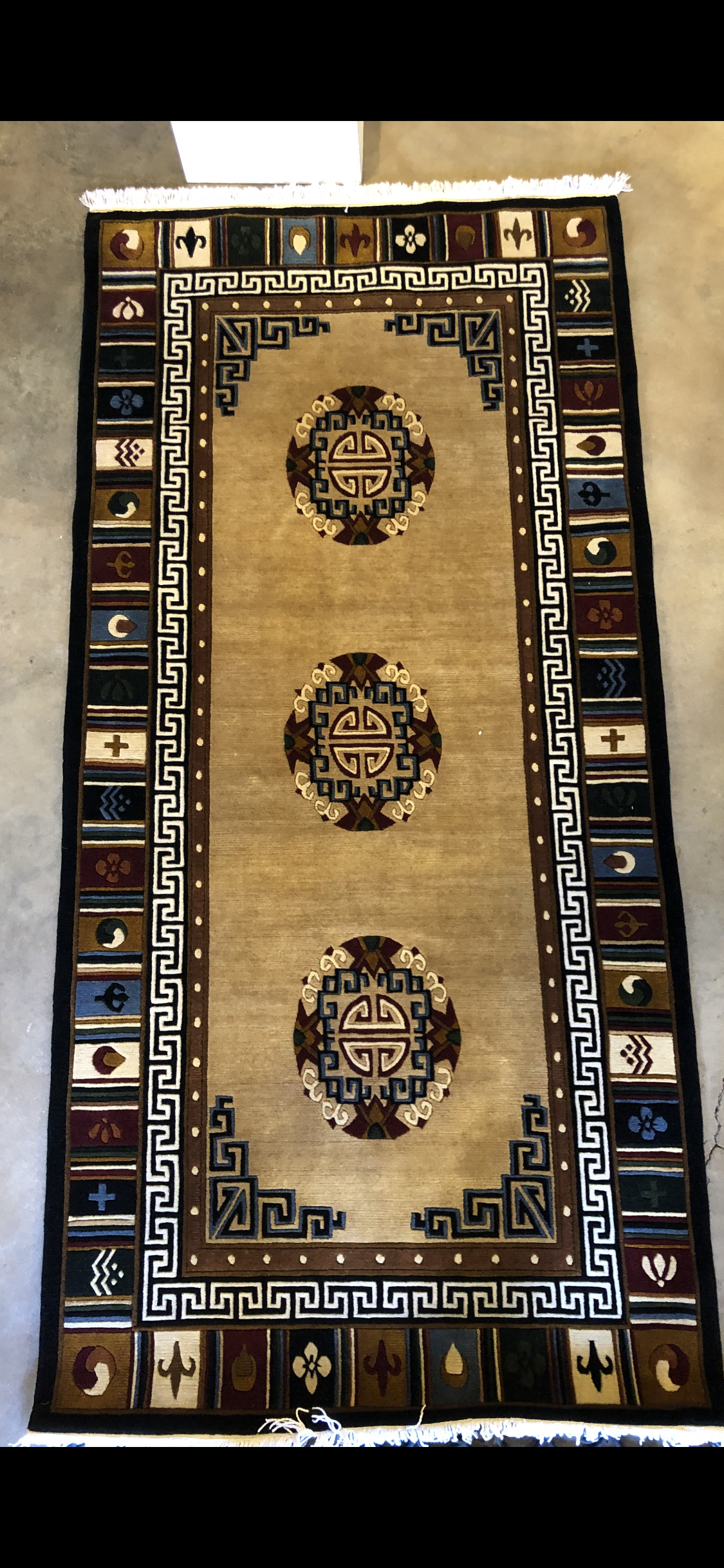 Tibetan 3 Medallion Rugs (TG 99)