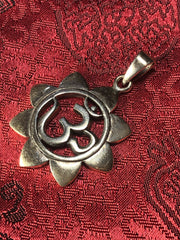 Silver Lotus Om Pendant(TGSP 22)