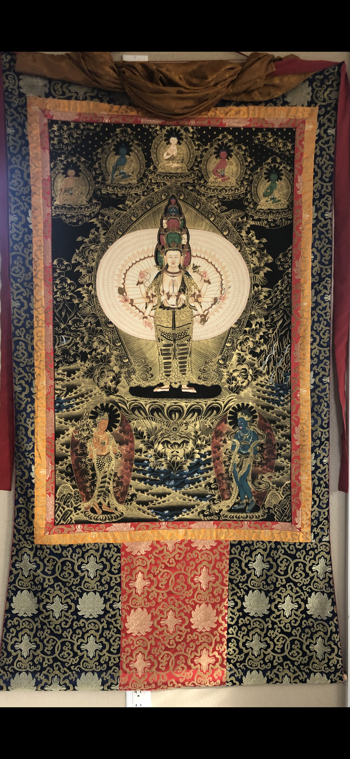 1000 Armed Chenrezig (Avalokitesvara) Thangka (TGTH 94)