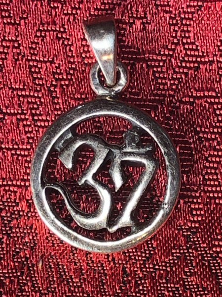 Silver Om Pendant(TGSP 14)