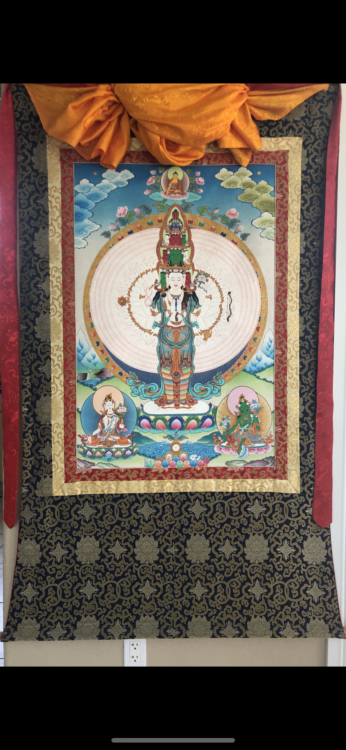 1000 Armed Chenrezig (Avalokitesvara) Thangka (TGTH 142)