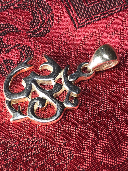 Silver Om Pendant(TGSP 16)