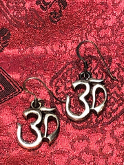 Silver Om Earrings(TGSE 64)