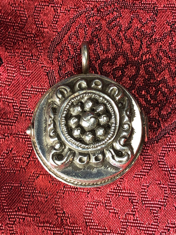 Dharma Wheel Silver Pendant(TGSP 69)