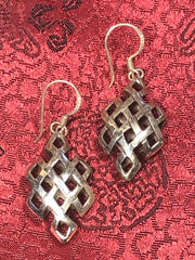 Endless Knott Silver Earrings(TGSE 94)