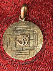 Silver Om Mandala Pendant(TGSP 42)