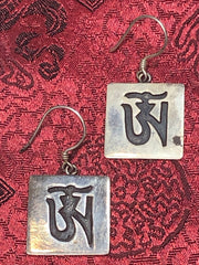 OM Tibetan Silver Earrings(TGSE 95)