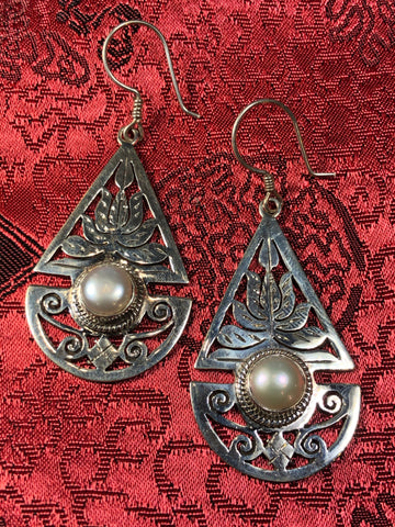 Silver Lotus Pear Earrings(TGSE 10)