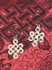 Endless Knott Silver Earrings(TGSE 105)