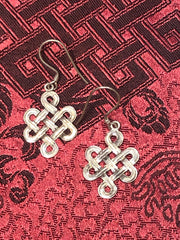 Endless Knott Silver Earrings(TGSE 105)