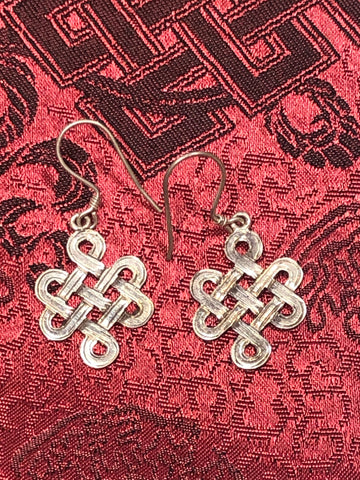 Endless Knott Silver Earrings(TGSE 105)