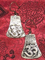 Om Silver Earrings(TGSE 55)